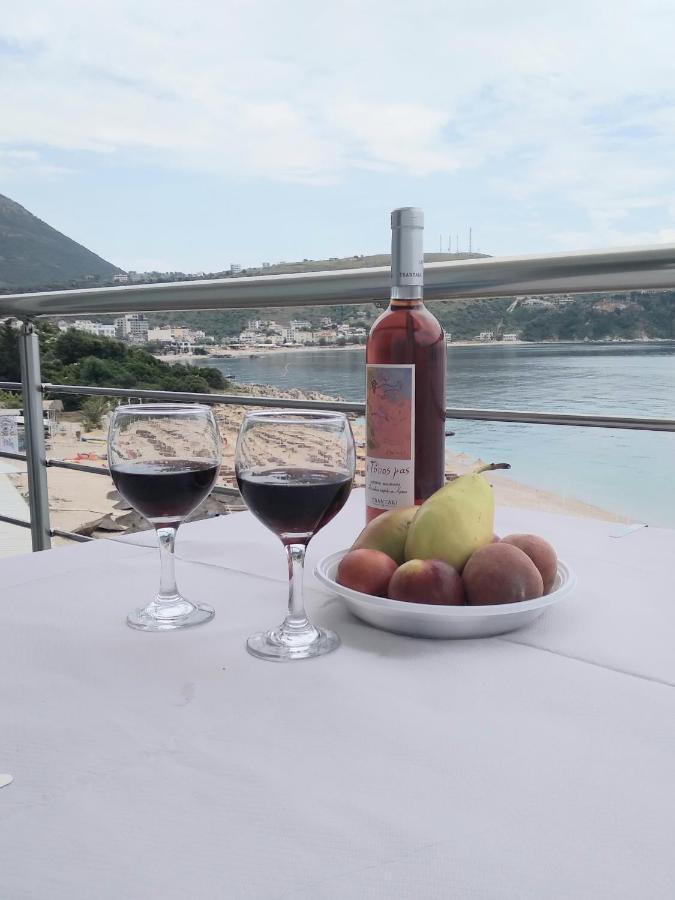Nadim Rooms Himare Ngoại thất bức ảnh