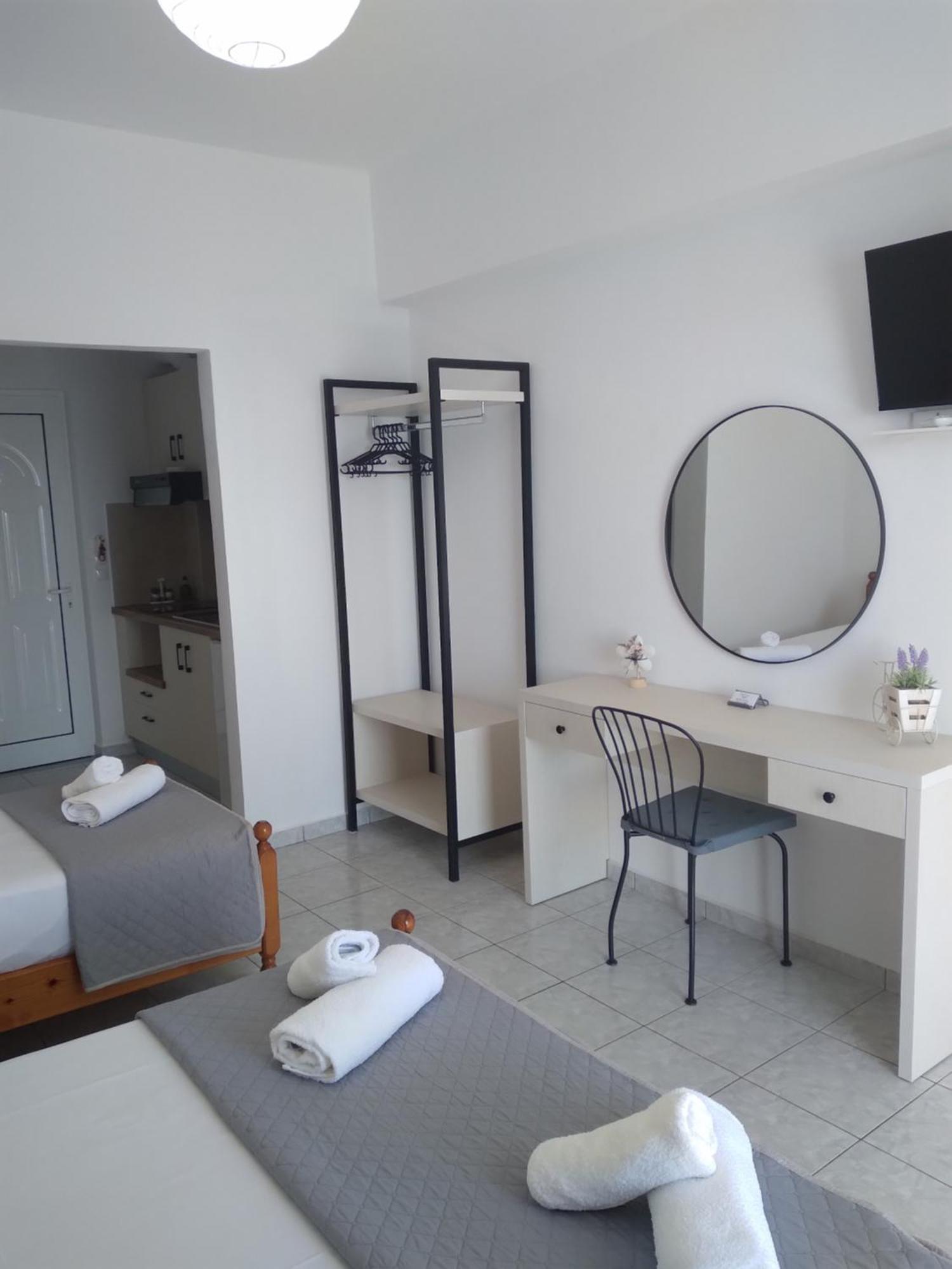 Nadim Rooms Himare Ngoại thất bức ảnh