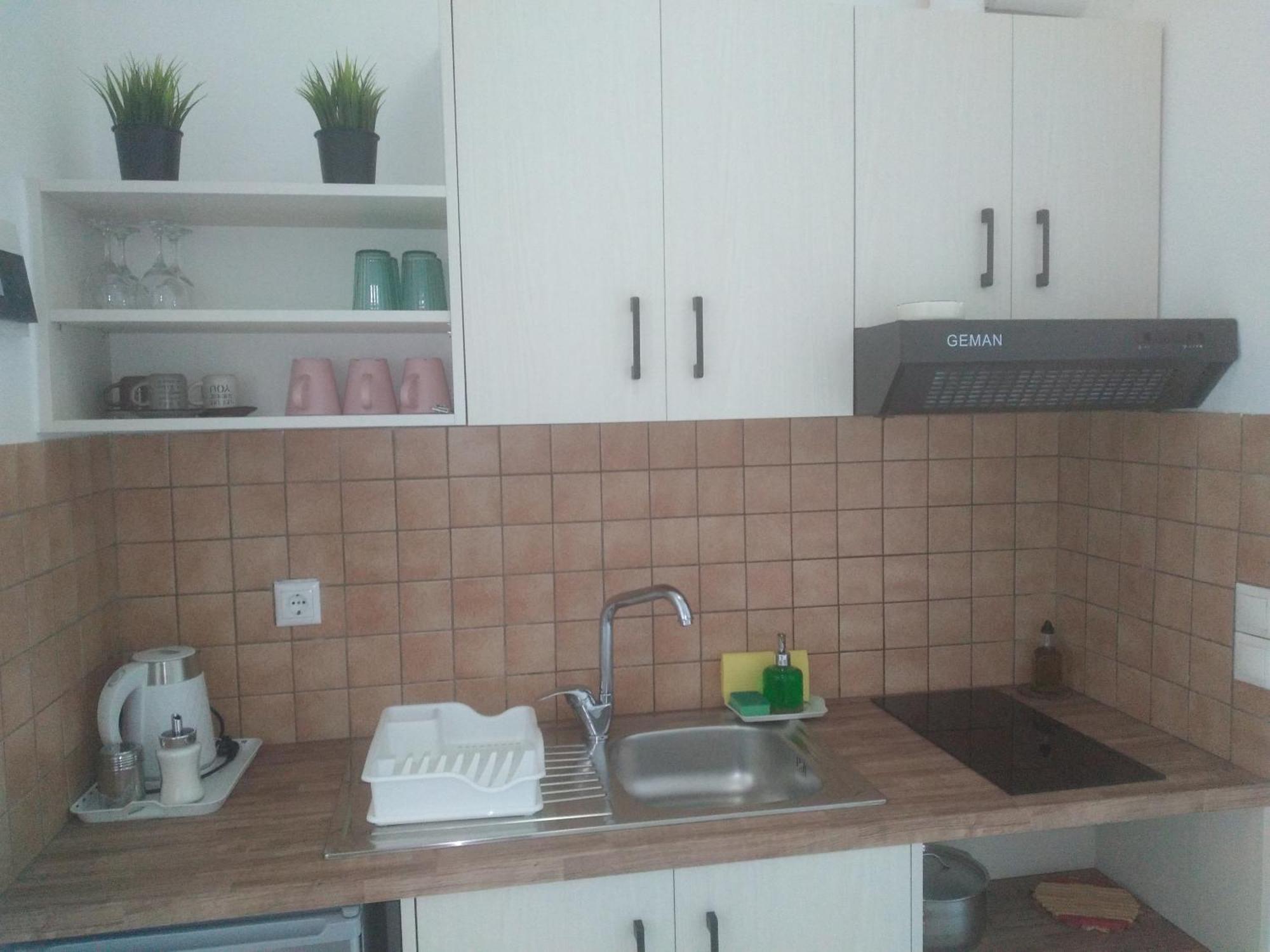 Nadim Rooms Himare Ngoại thất bức ảnh